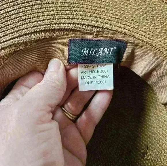 Milani Sun hat. Brown & Black weave with Brown Fabric ribbon 🎀 around. - Picture 6 of 8